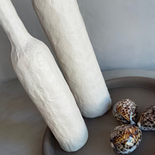 Afbeelding in Gallery-weergave laden, Vase Cantilan creme
