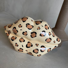 Afbeelding in Gallery-weergave laden, Ornament Lips leopard
