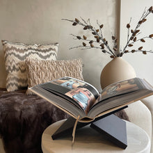 Afbeelding in Gallery-weergave laden, Book stand S
