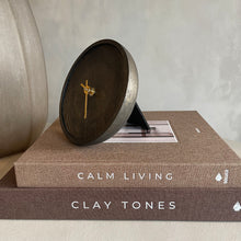 Afbeelding in Gallery-weergave laden, Clock Veti Mango 15cm
