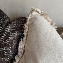 Afbeelding in Gallery-weergave laden, Cushion Maeve beige
