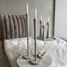 Afbeelding in Gallery-weergave laden, Candleholder ivory 46cm
