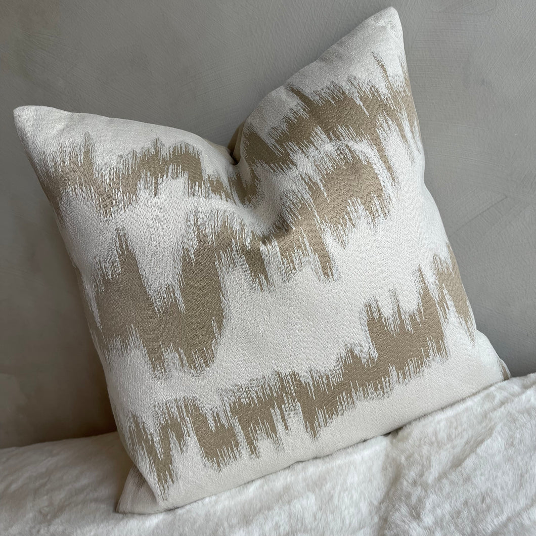 Cushion Esmee
