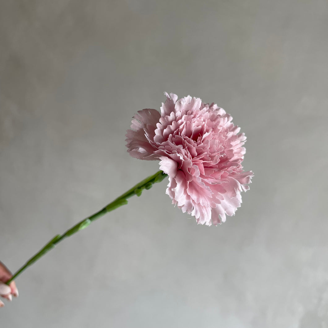 Carnation soft pink 51cm