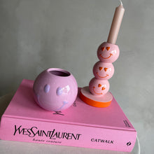 Afbeelding in Gallery-weergave laden, Vase smiley pink 10cm
