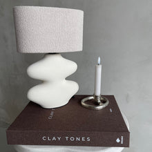 Afbeelding in Gallery-weergave laden, Table lamp organic
