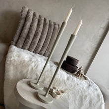 Afbeelding in Gallery-weergave laden, Candleholder ivory 46cm
