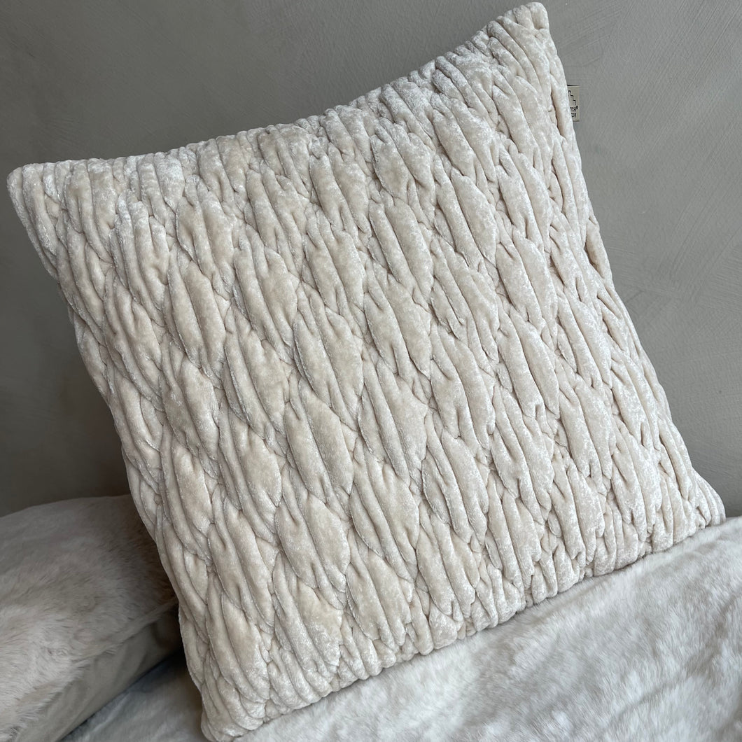 Cushion Zion tofu 45cm