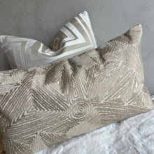 Afbeelding in Gallery-weergave laden, Cushion Fenna 60x35cm
