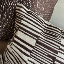 Afbeelding in Gallery-weergave laden, Cushion Lexi brown
