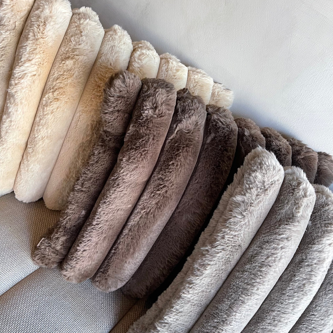 Cushion fluffy chocolate