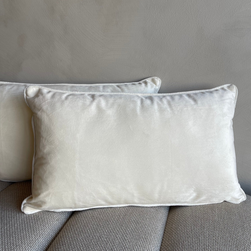 Cushion Finn snow white