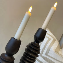 Afbeelding in Gallery-weergave laden, Candle stick Afife M
