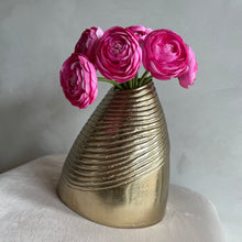 Afbeelding in Gallery-weergave laden, Vase alu bronze 20cm
