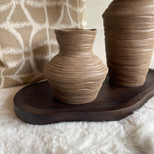 Afbeelding in Gallery-weergave laden, Vase Greccio brown 16cm
