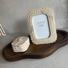 Afbeelding in Gallery-weergave laden, Frame polyresin ivory
