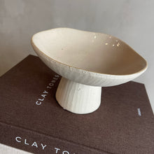 Afbeelding in Gallery-weergave laden, Bowl stoneware beige
