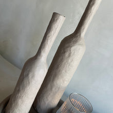Afbeelding in Gallery-weergave laden, Vase Cantilan taupe
