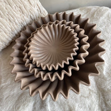 Afbeelding in Gallery-weergave laden, HV bowl plissé M taupe
