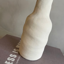 Afbeelding in Gallery-weergave laden, Vase Sesto creme
