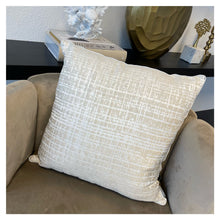 Afbeelding in Gallery-weergave laden, Cushion Noè ivory
