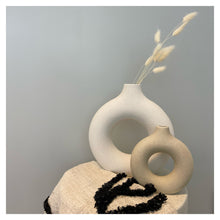 Afbeelding in Gallery-weergave laden, Vaas Olivia L
